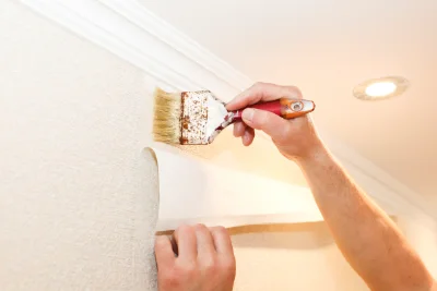 Pose de papier peint à Pleyben — revêtements muraux et toiles de verre